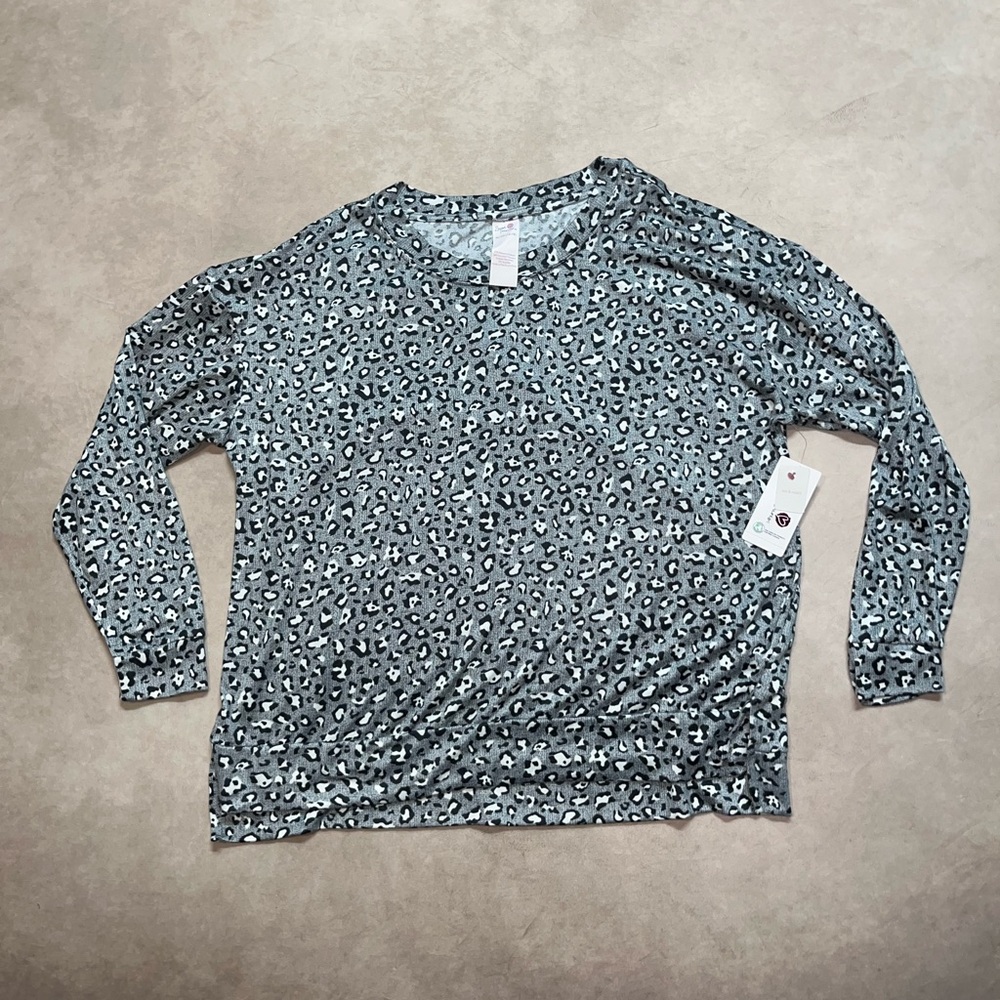 Leopard Print Long Sleeve Top NWT